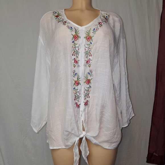 Zac & Rachel White Blouse with Floral Embroidery Bohemian Size XL - Picture 9 of 16